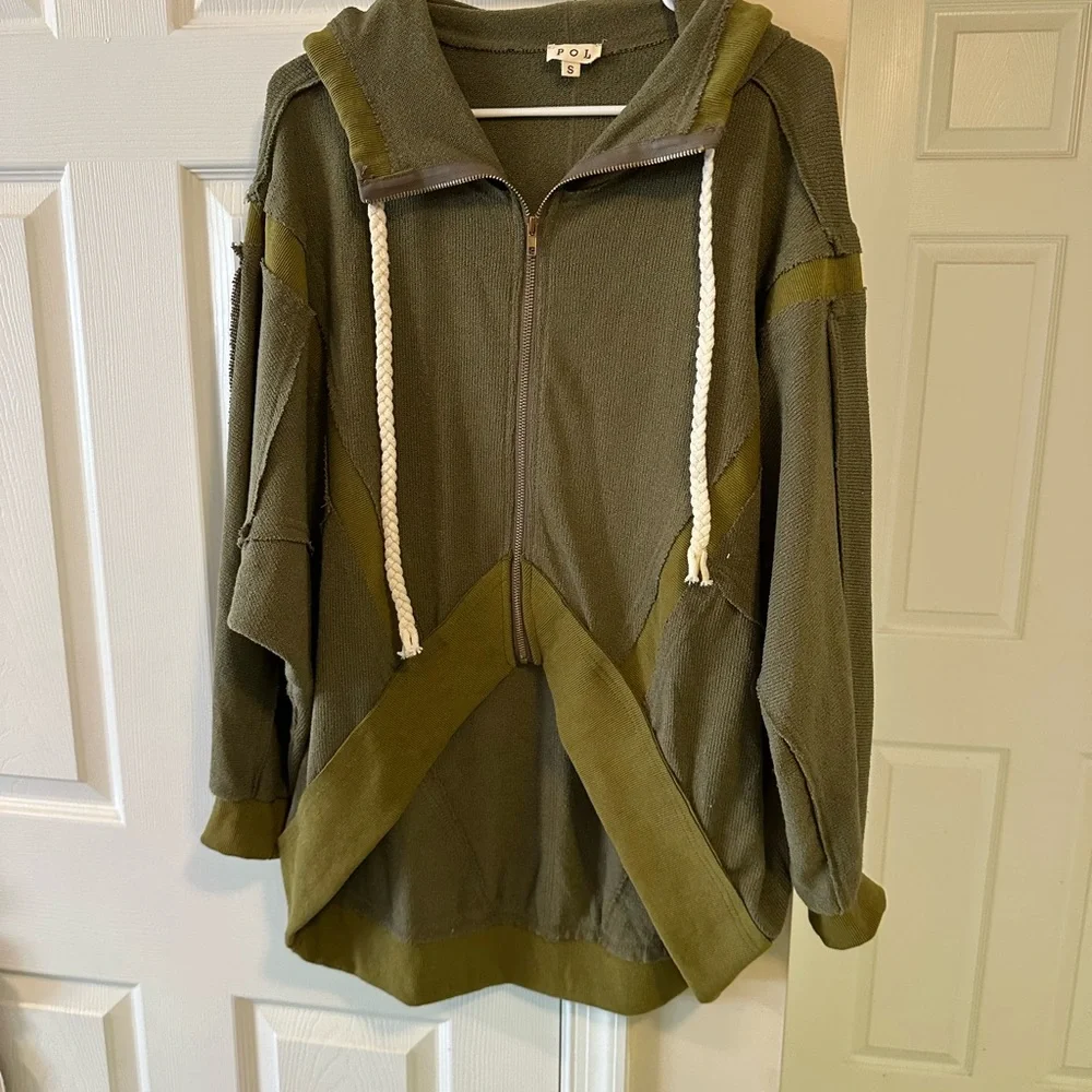 POL zippered jacket! One of a kind!! - Picture 4 of 4